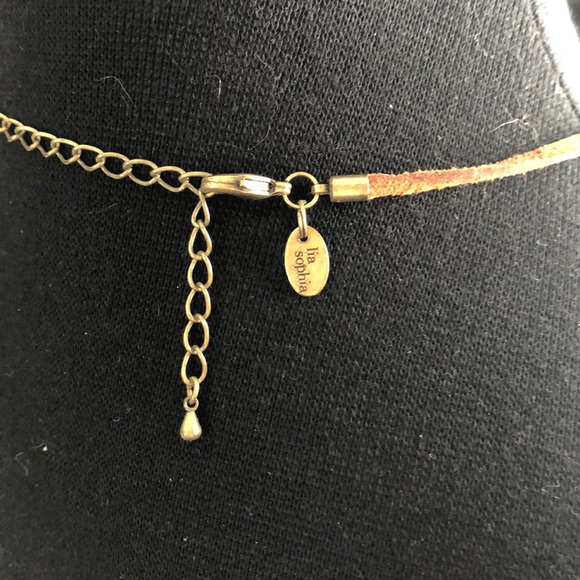 💕SALE💕 Lia Sophia Necklace - Picture 3 of 3